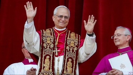 Papa Lav predvodio Božićnu misu: Odbijanje siromašnih je odbijanje Boga